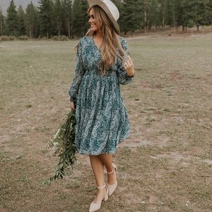 Elegant Teal Long Sleeve Dress